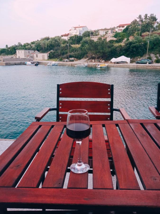 Holiday Home - Pavenka Donje Selo na Šolti Eksteriør bilde